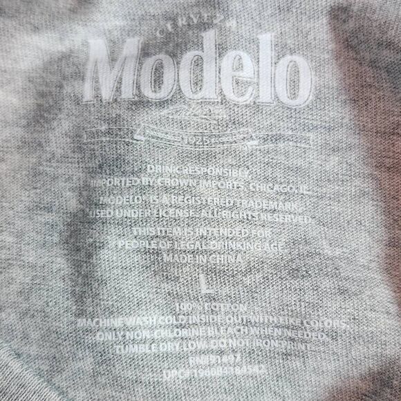 Modelo T-Shirt NWT Size Large Gray Short Sleeve Modelo Beer Tee - Picture 5 of 6
